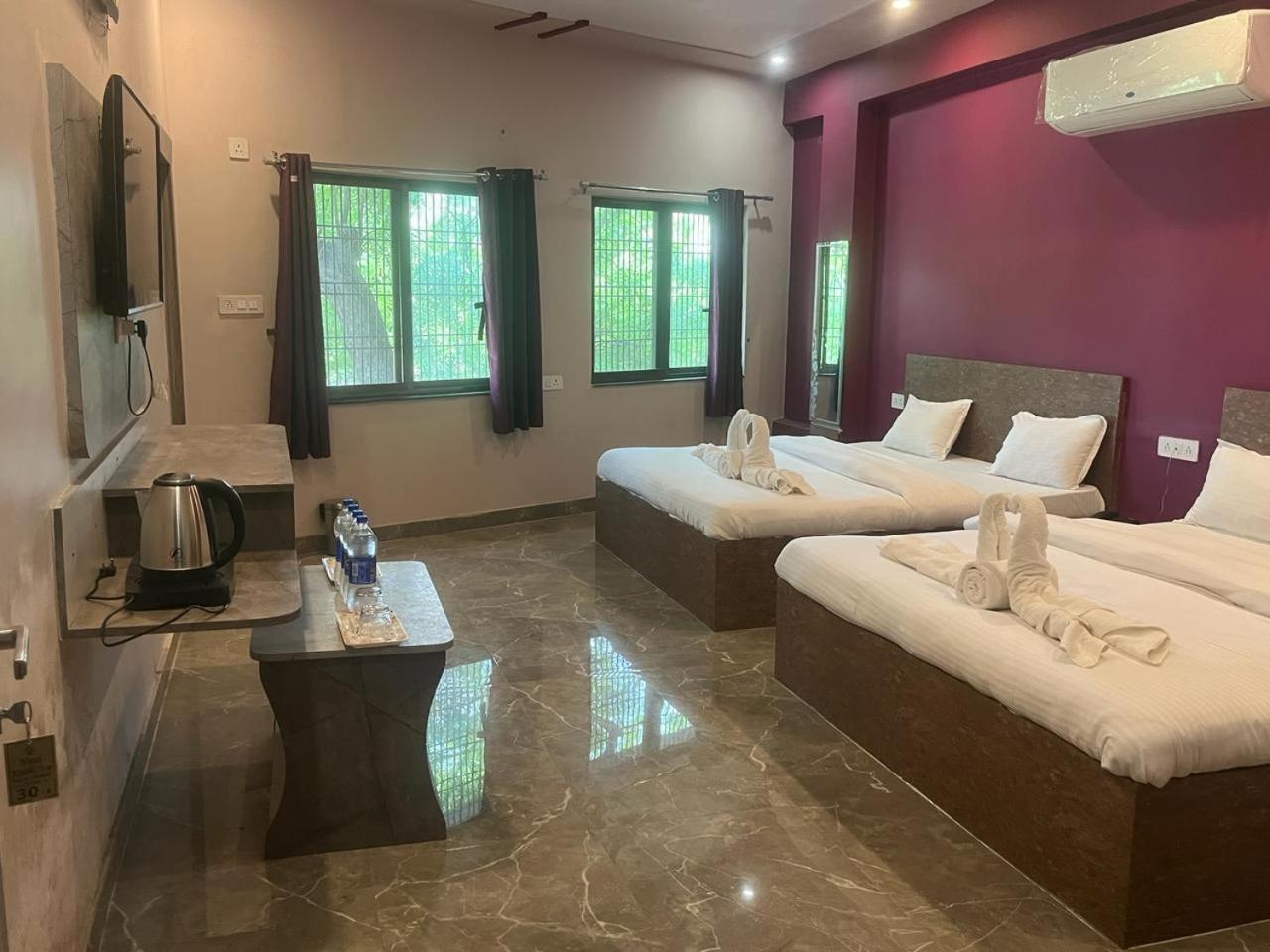 Kashi Inn Varanasi Ngoại thất bức ảnh